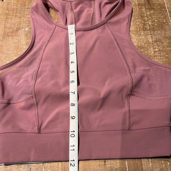 Lululemon Laser Speed Train Tank - Picture 8 of 9